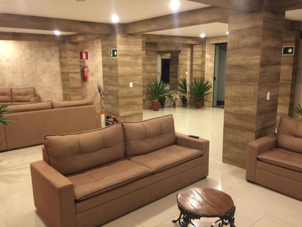  Village Plaza Hotel