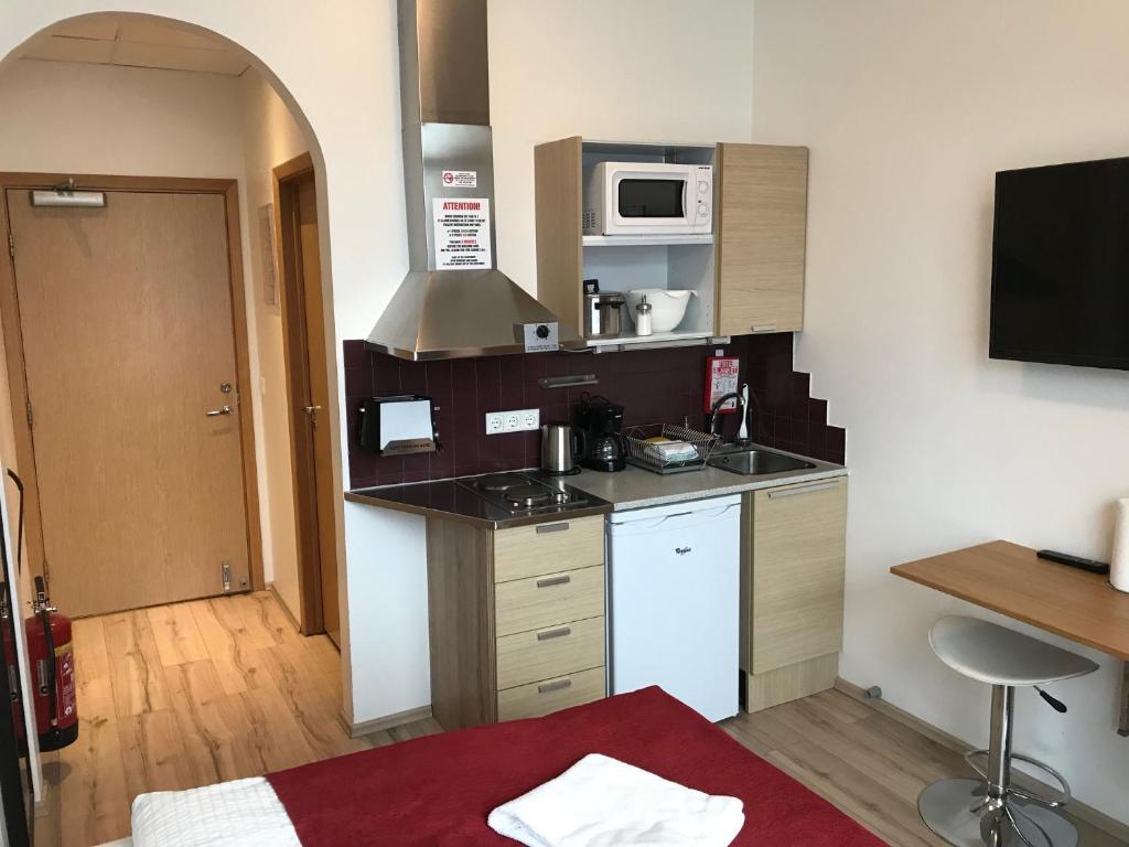 Kuchyň nebo kuchyňský kout v ubytování Downtown Reykjavík Apartments