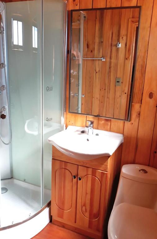 Kopalnica v nastanitvi Hostal Doña Tamy
