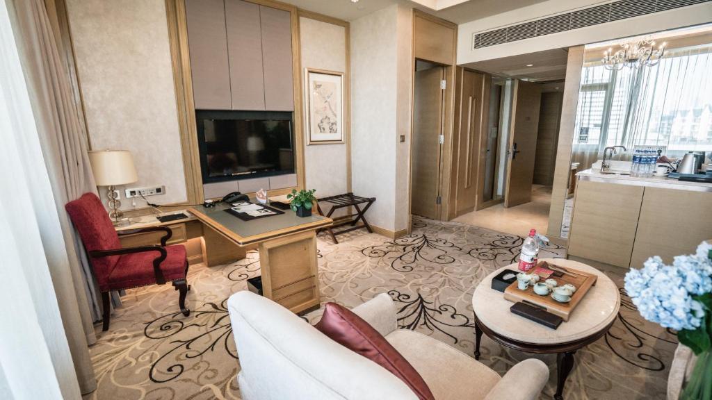 TV a/nebo společenská místnost v ubytování C&D Hotel Fuzhou