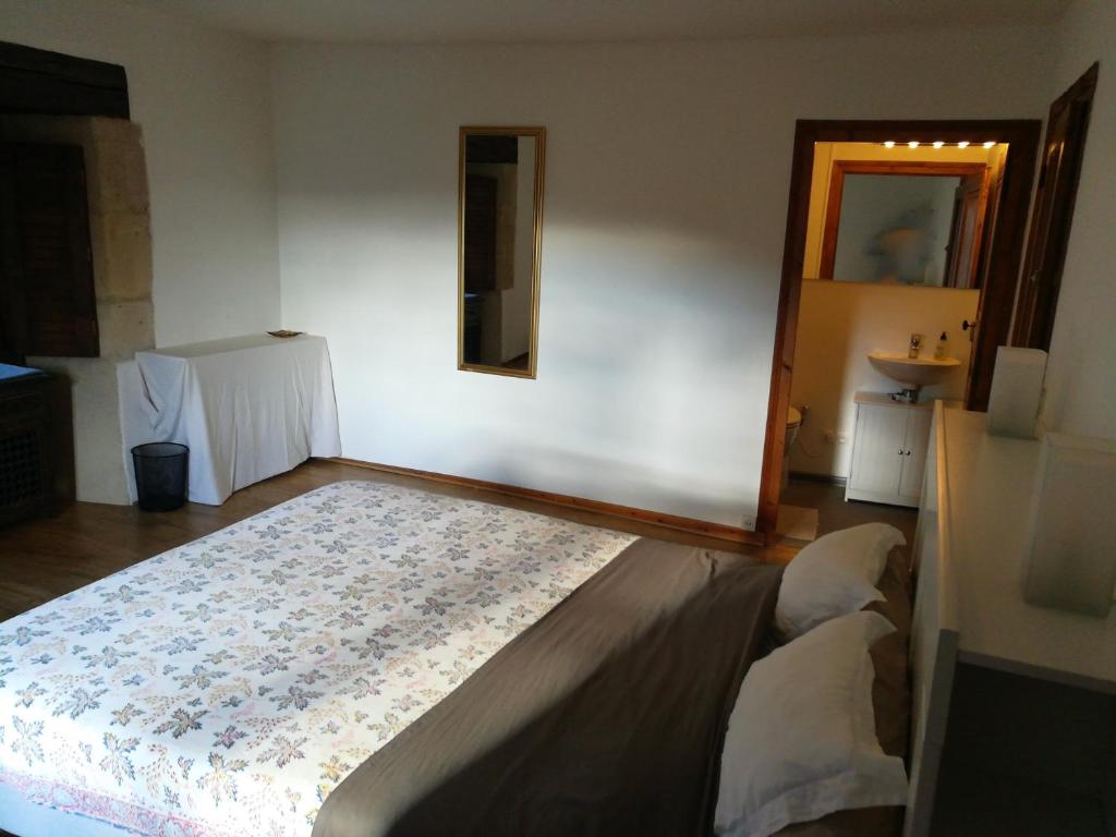 Chambres d'hôtes La Prévôté - Ancien couvent contre la Cathédrale - 10