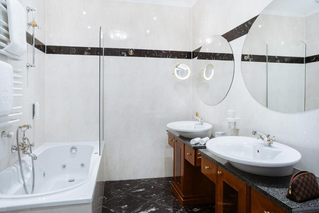 IMLAUER Hotel Schloss Pichlarn - 19