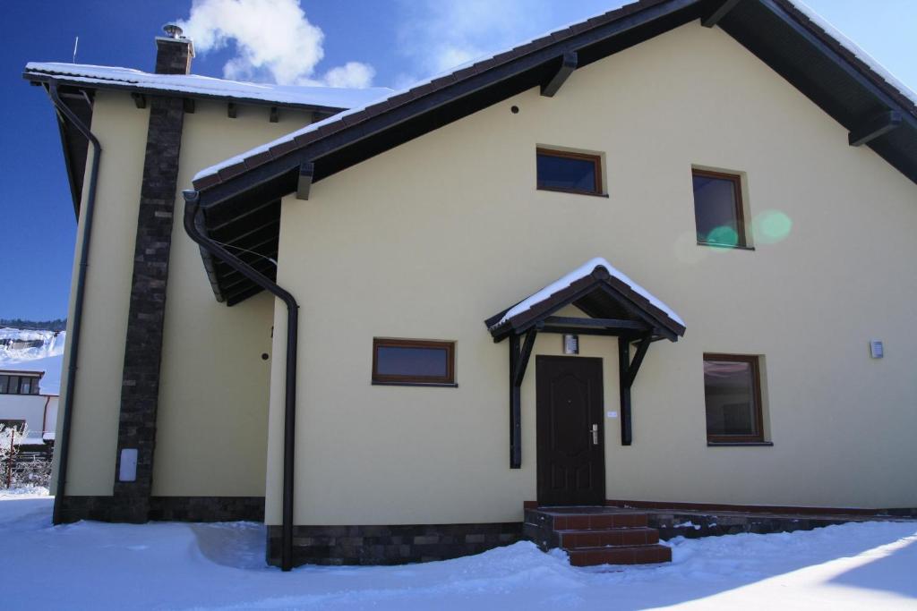 Budova, kde se aparthotel nachází