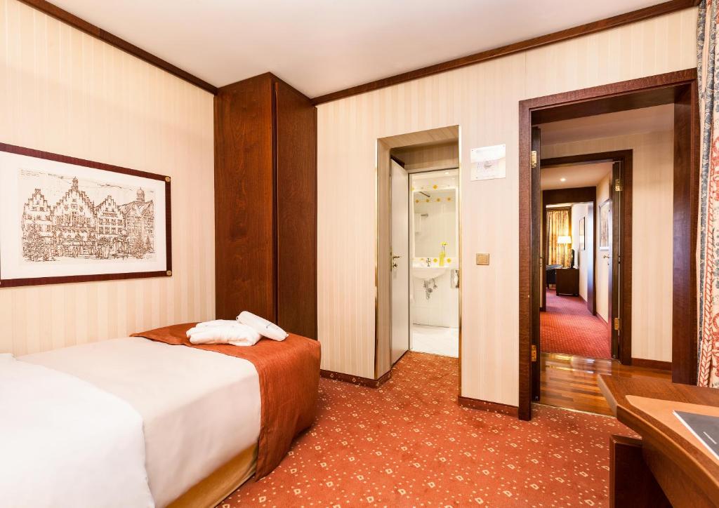 Living Hotel Berlin Mitte - 3