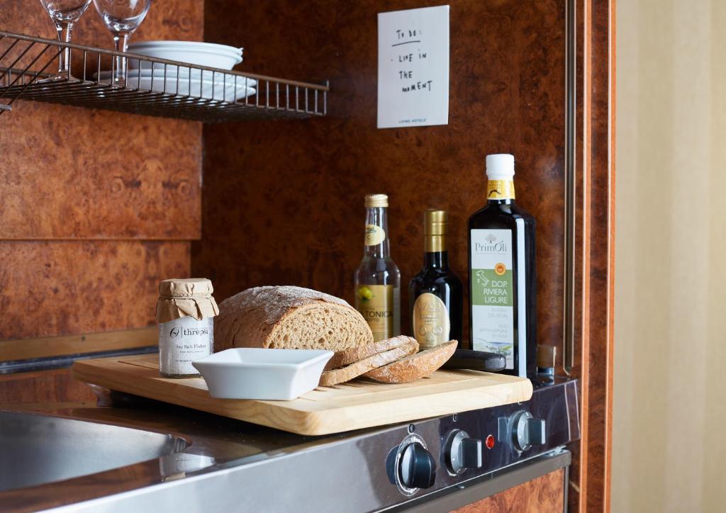 Living Hotel Berlin Mitte - Resim 10