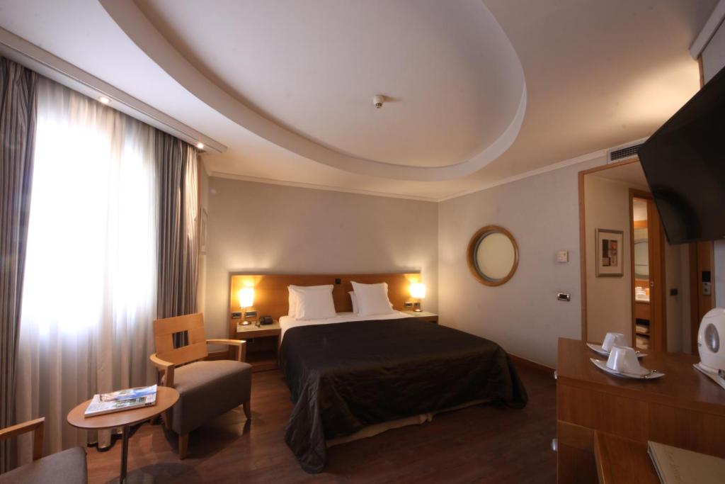 The Athenian Callirhoe Exclusive Hotel - Resim 13