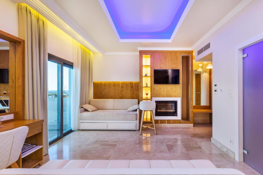 Porto Marine Hotel - Suite With Sea View