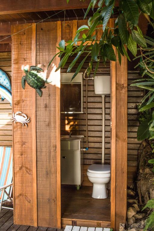  Casa em CondomÍnio Fechado com Vista para Lagoa