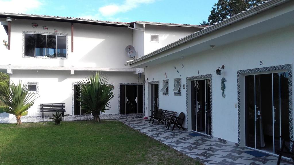  Pousada Camping e Pesca Bom Abrigo