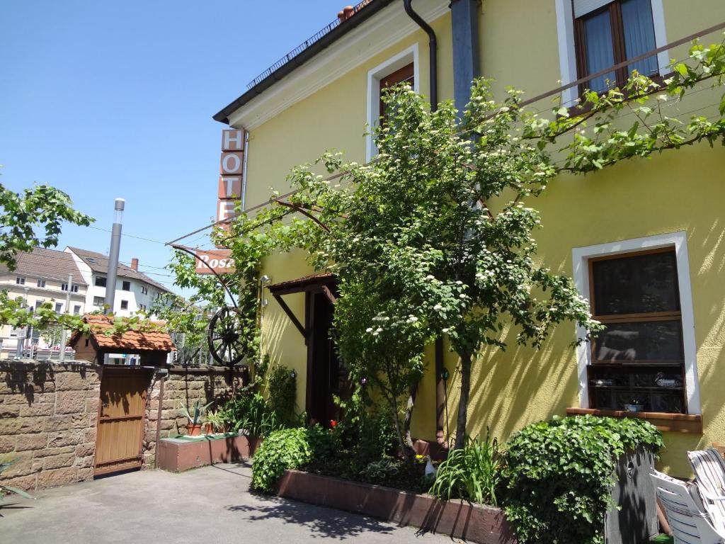 Budova, kde se hotel nachází