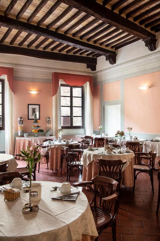 Restaurace v ubytování Hotel L'Antico Pozzo