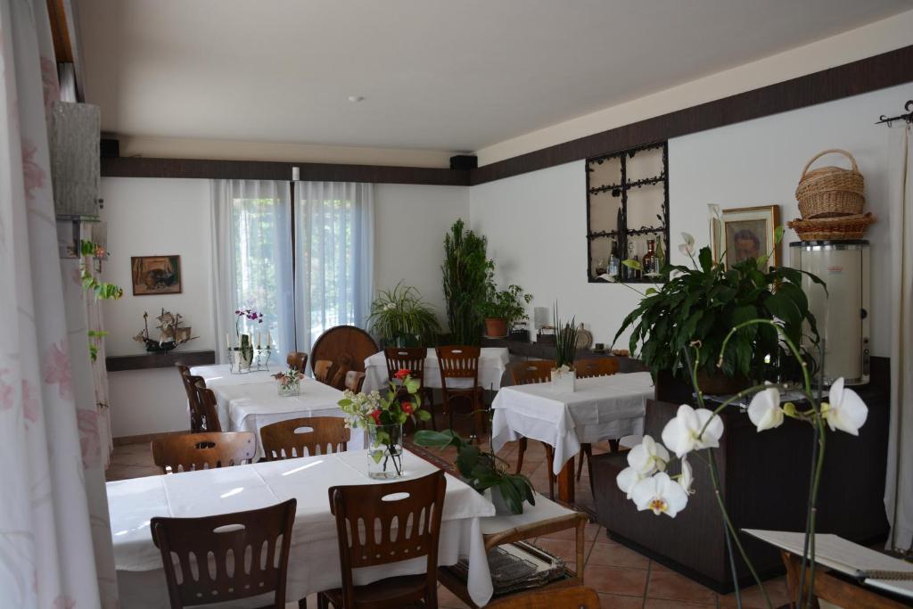 Restaurace v ubytování Hotel Villa Selva