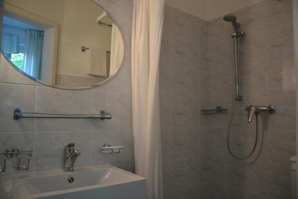 Koupelna v ubytování Hotel Villa Selva