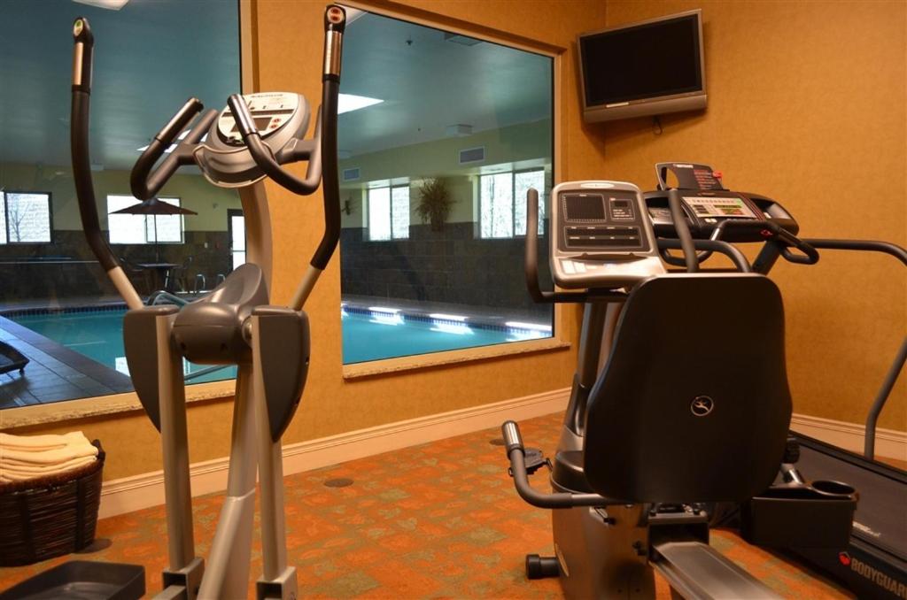Fitness centrum a/nebo fitness zařízení v ubytování Inn at Cross Keys Station