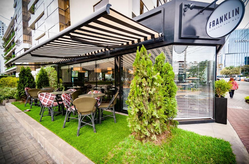Zahrada ubytování Roosevelt Hotel & Suites