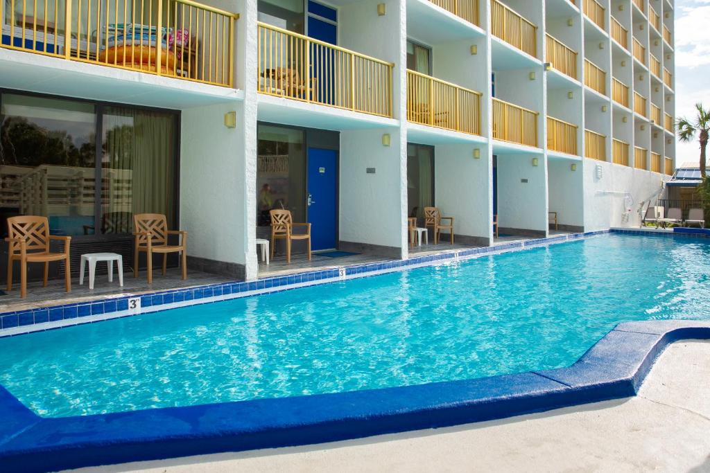 Bazén v ubytování The Island Resort at Fort Walton Beach nebo v jeho okolí