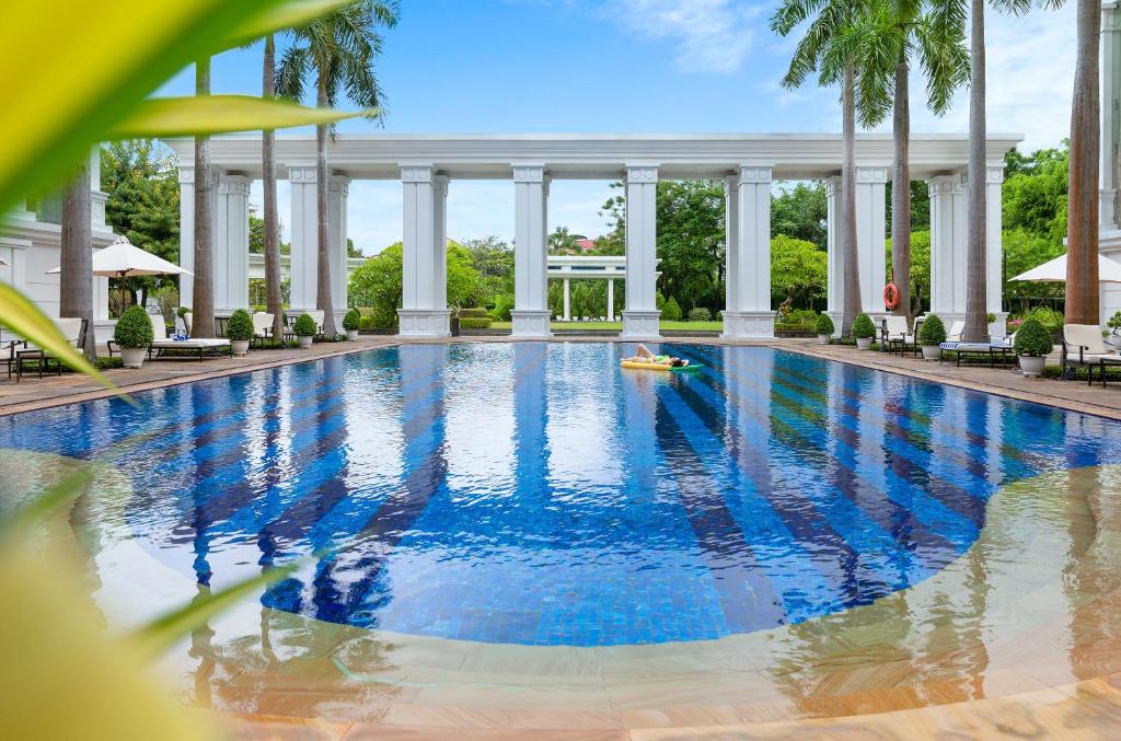 The swimming pool at or close to Indochine Palace