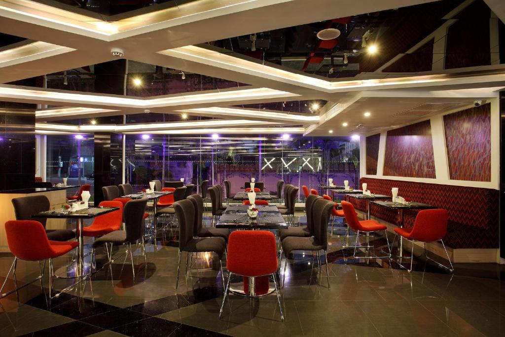 Restaurace v ubytování Nova Express Pattaya Hotel