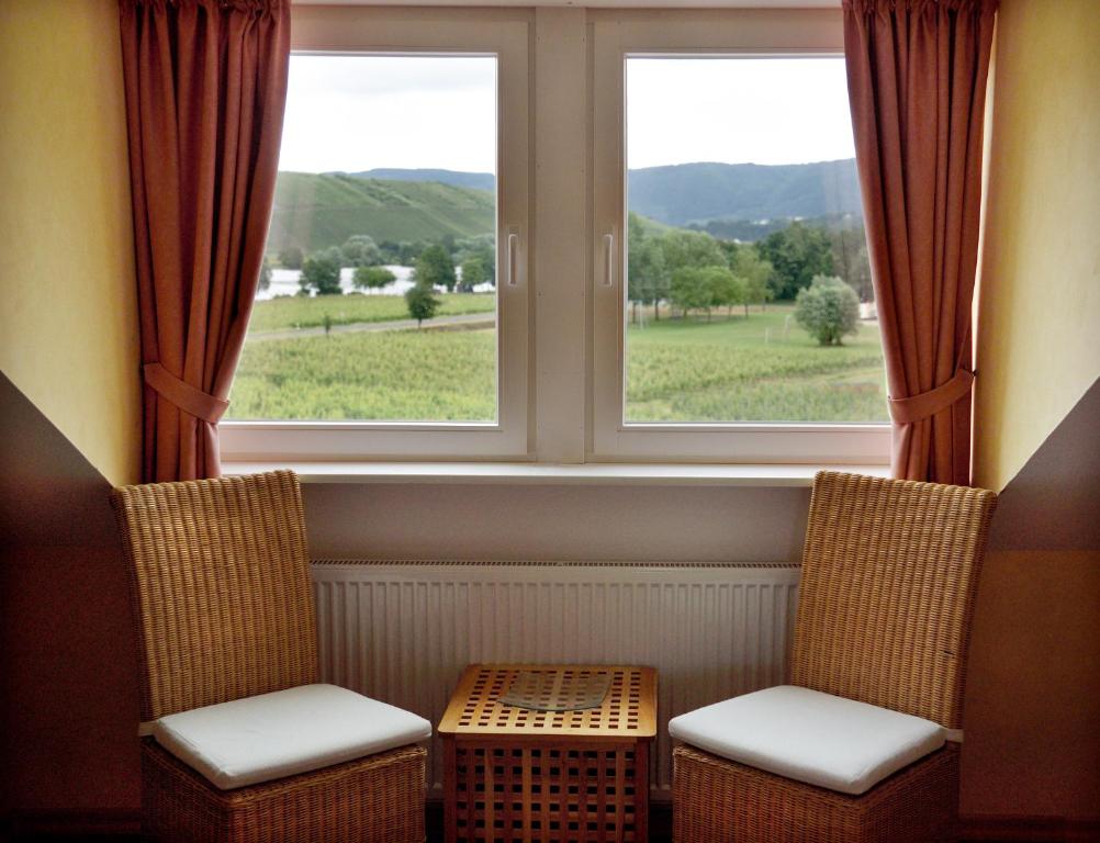 Nespecifikovaný výhled na hory nebo výhled na hory při pohledu z hotelu