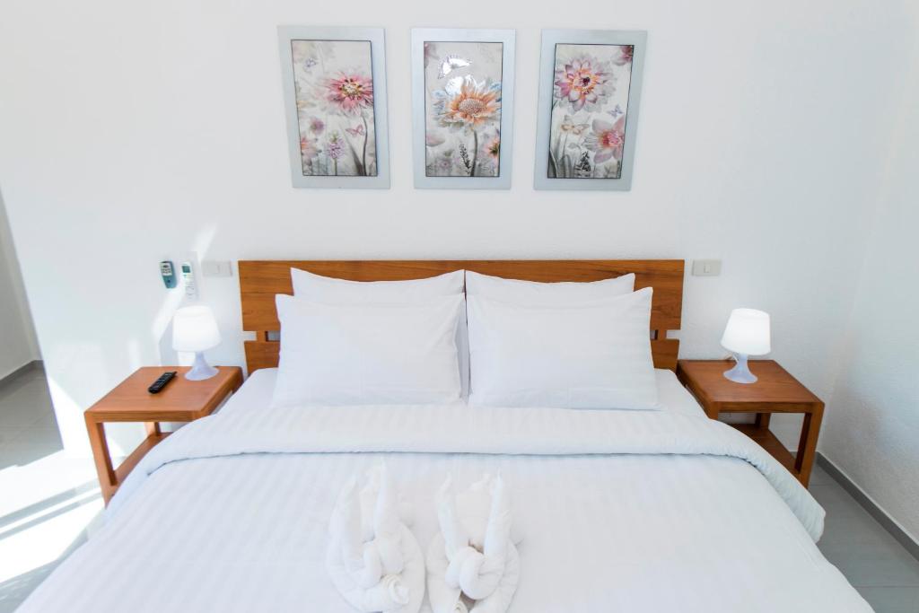 Sunset Emily Villas & Rooms - Standard Double Bedroom 7B/5