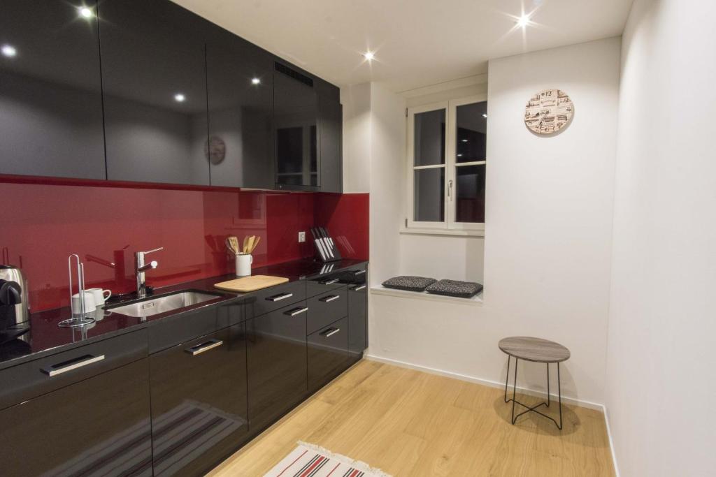 KoBi Apartments Hirschenplatz - Resim 17