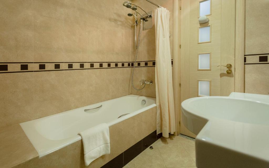 Koupelna v ubytování Vinotel Boutique Hotel