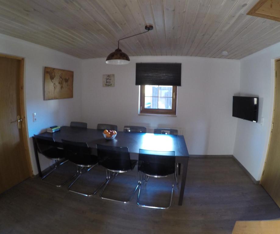 TV a/nebo společenská místnost v ubytování Haus Pistenblick
