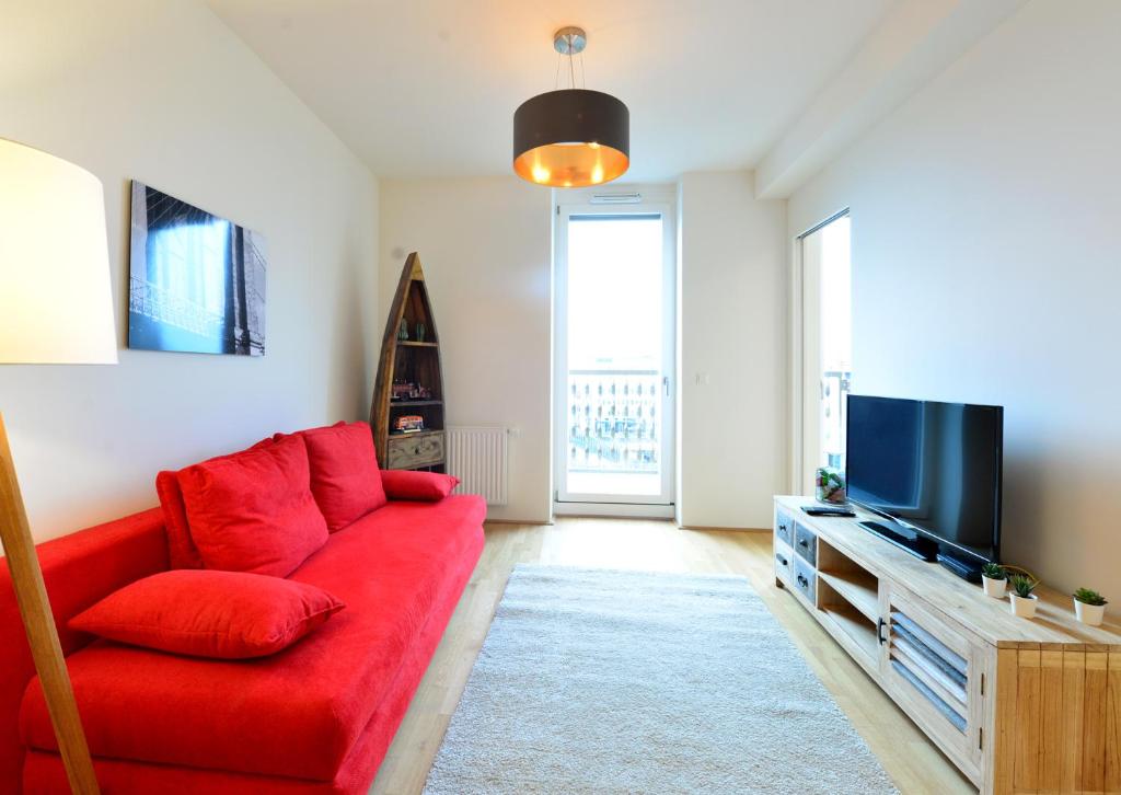 Telewizja i/lub zestaw kina domowego w obiekcie Self-Check-In With View & Free Parking
