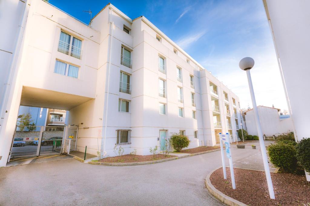 City Résidence Avignon - Resim 12