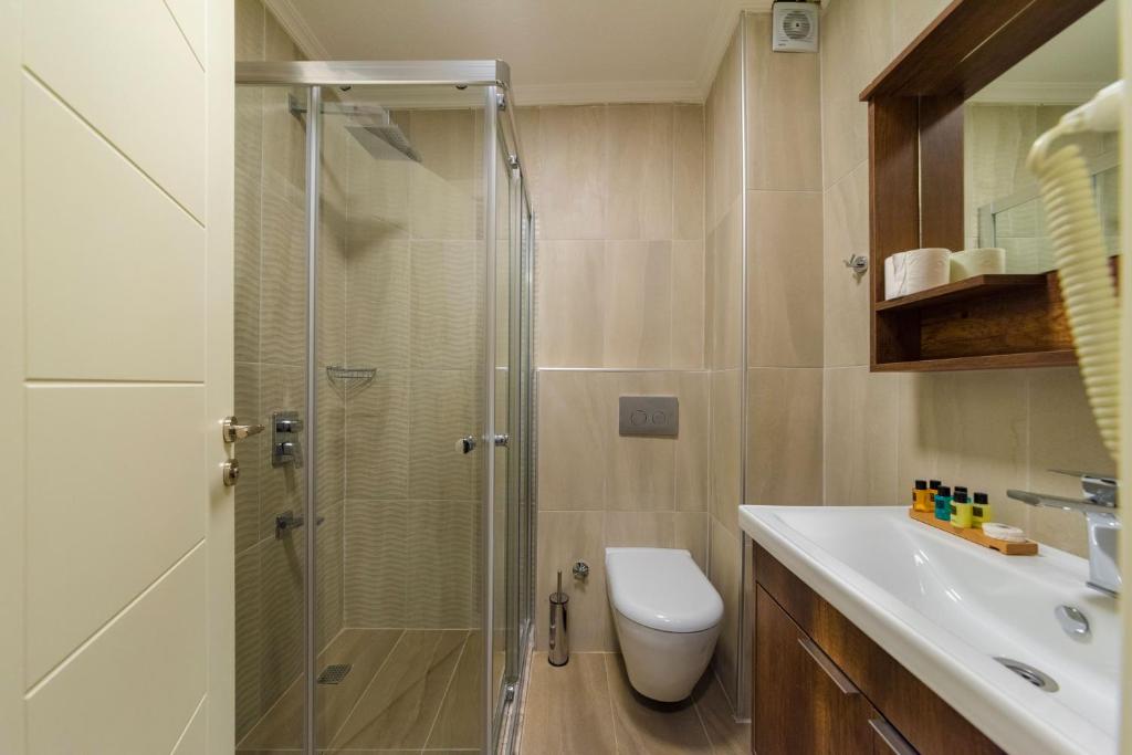 Koupelna v ubytování Joy Suites