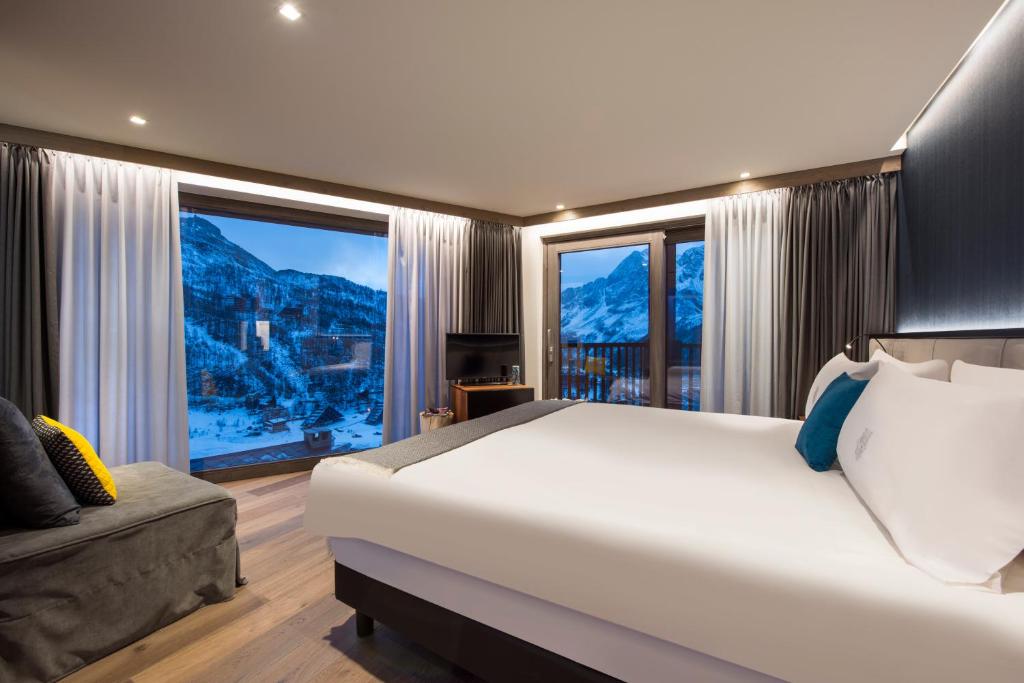 Postel nebo postele na pokoji v ubytování Hotel Principe delle Nevi