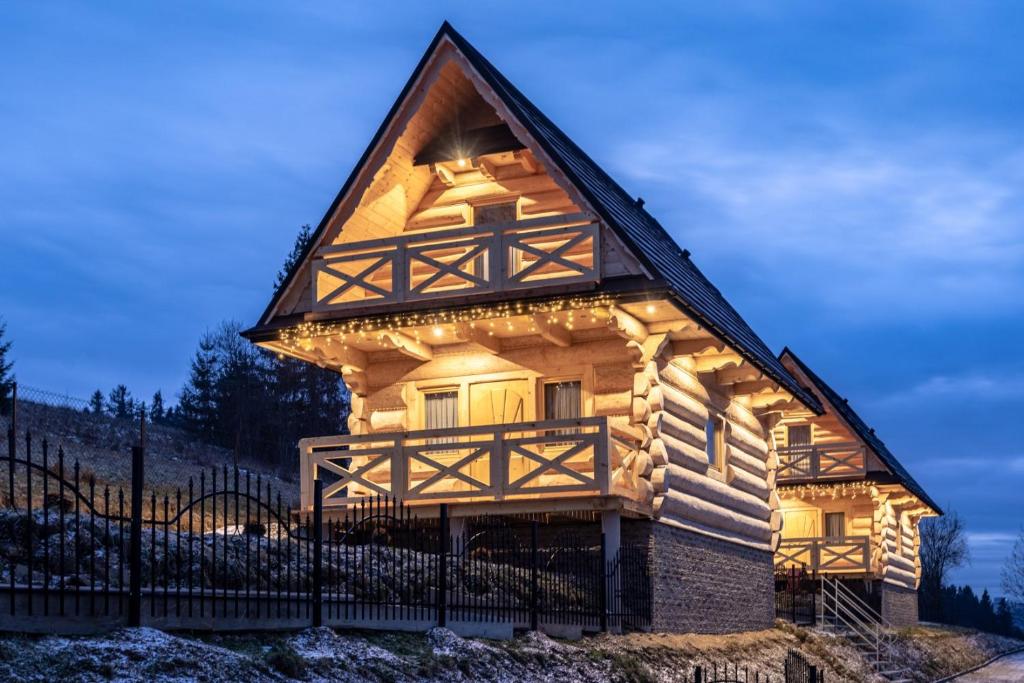 DOMKI NA WIERCHU - 4