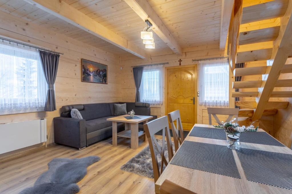 DOMKI NA WIERCHU - 9