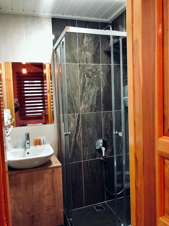 A bathroom at Belizia Hotel