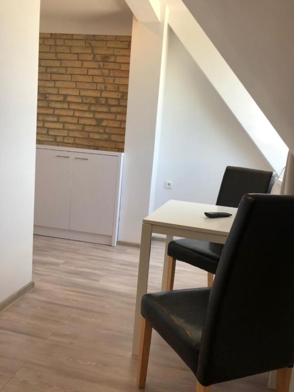 Hostel Przed Świtem - Habitación Doble Con Baño Privado