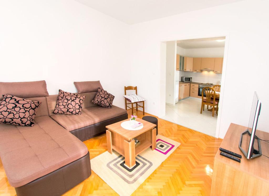 Kuchyňa alebo kuchynka v ubytovaní Apartment Stane