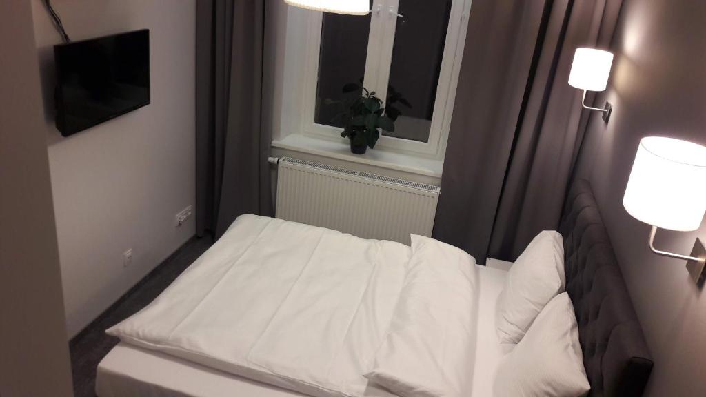 PRZYSTANEK KATOWICE Mariacka 26 - Resim 34