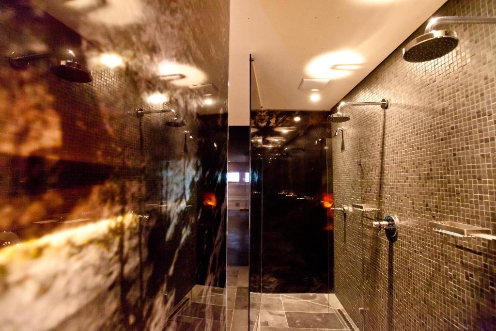 A bathroom at Ferienpension Senfter