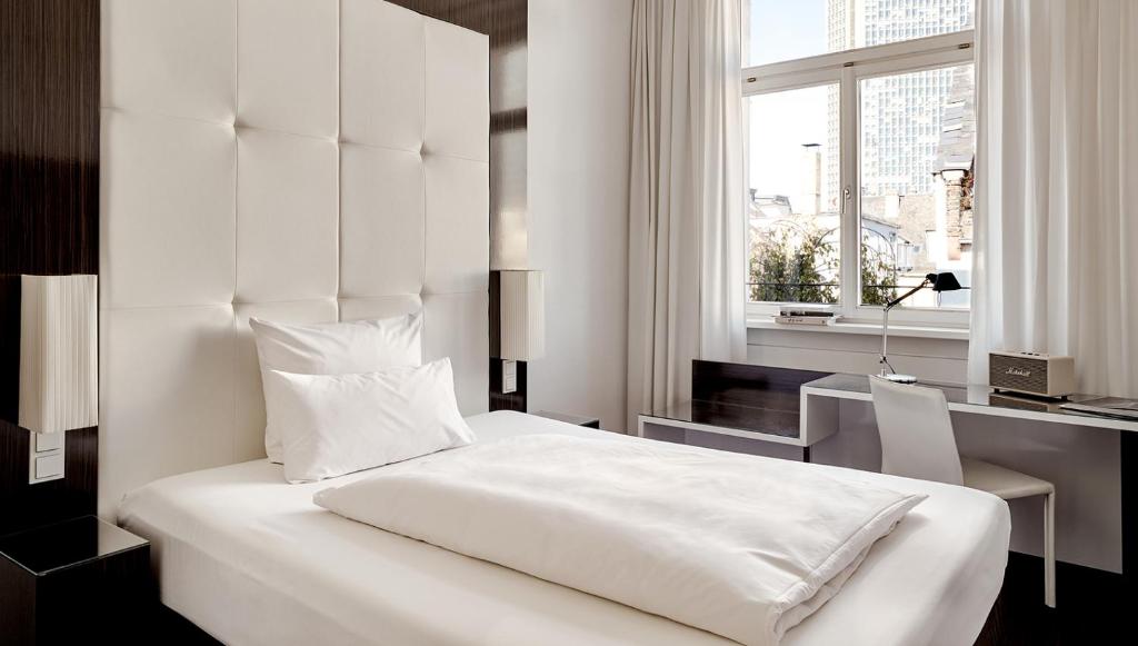 The Pure, Frankfurt, a Member of Design Hotels