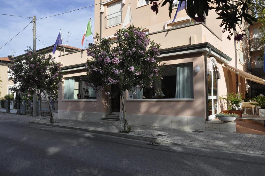 Budova, kde se hotel nachází