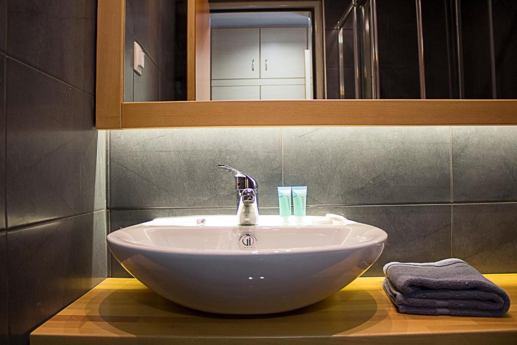 Athlos Hotel - Resim 12