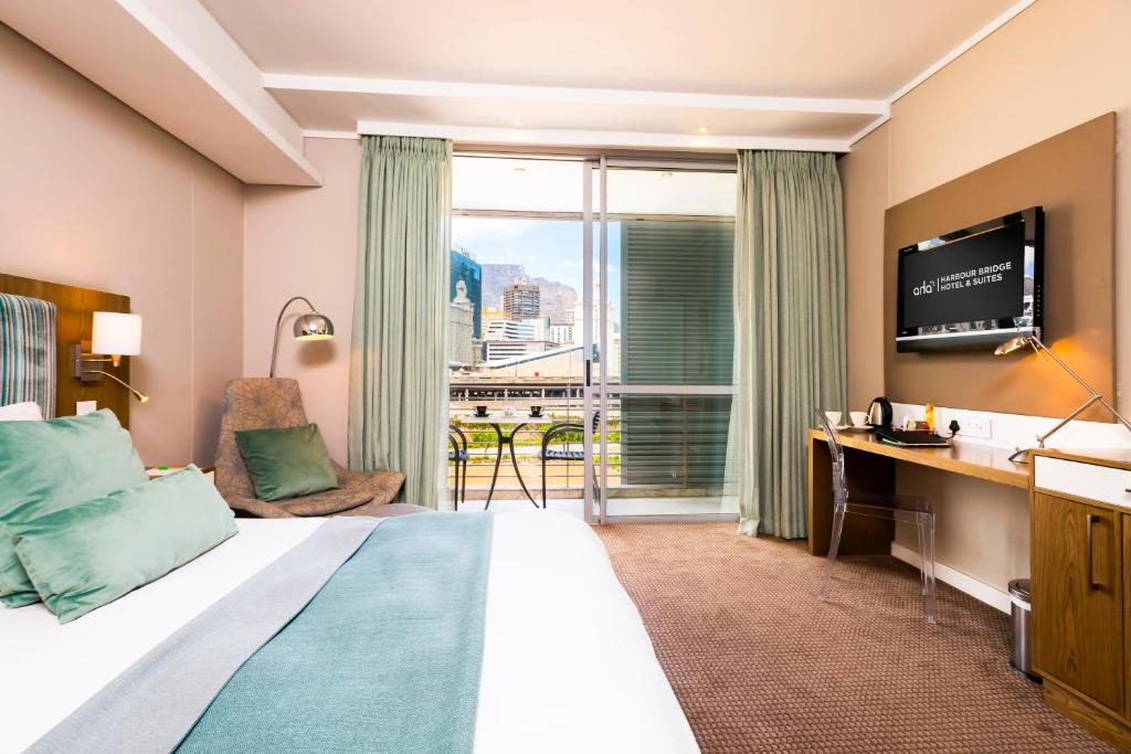 aha Harbour Bridge Hotel & Suites - 