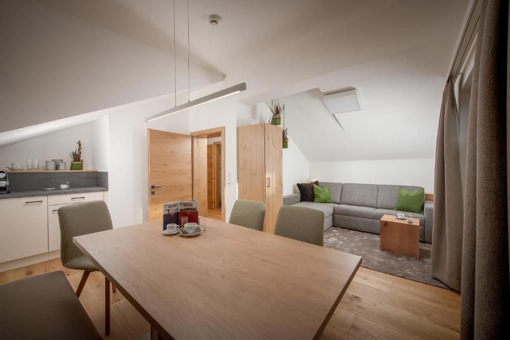 Kuchyň nebo kuchyňský kout v ubytování Hotel Fischer