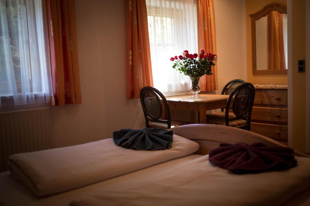 Postel nebo postele na pokoji v ubytování Landhaus Erlzette