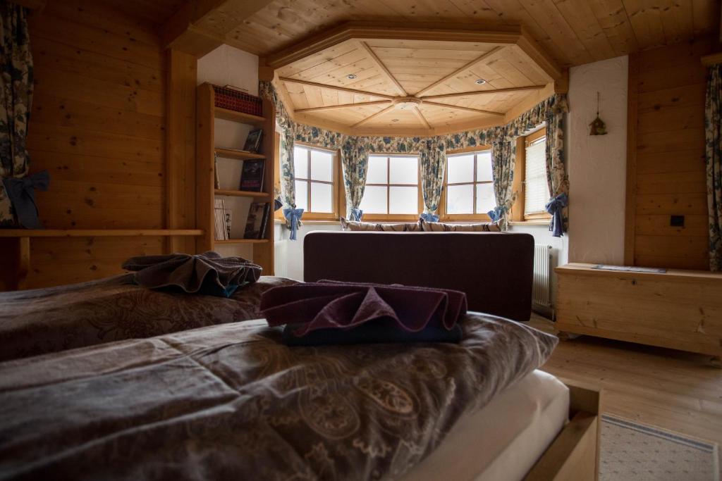 Postel nebo postele na pokoji v ubytování Landhaus Erlzette