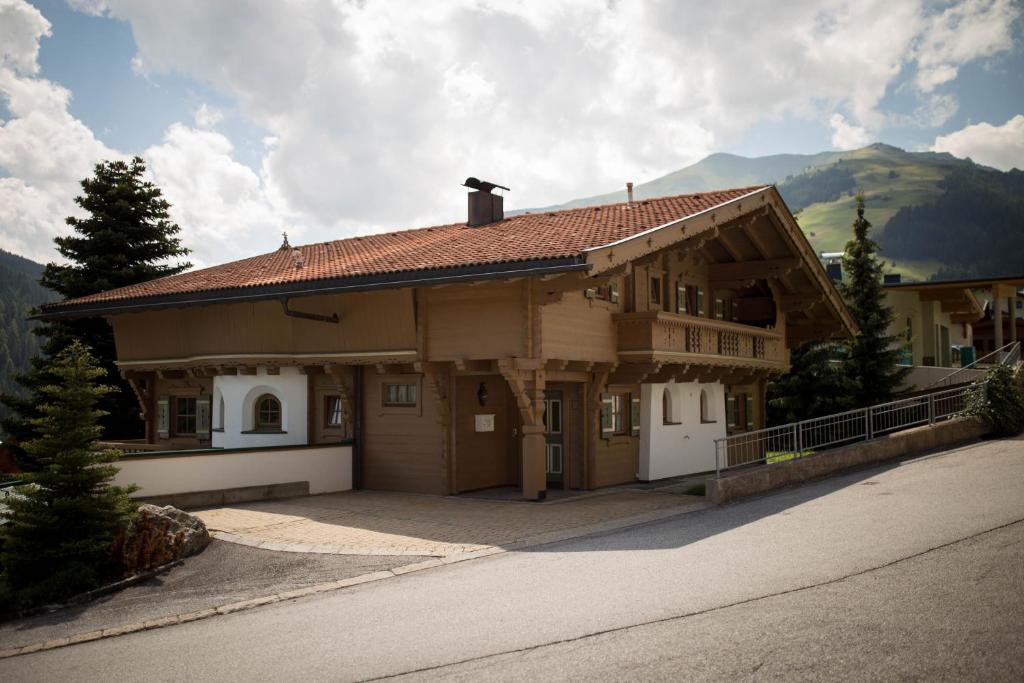 Nespecifikovaný výhled na hory nebo výhled na hory při pohledu z apartmánu