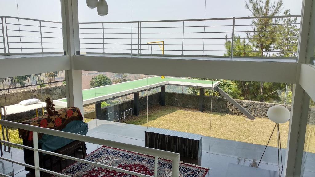 Villa Rosvita Bandung - Villa Con Vista Al Jardín