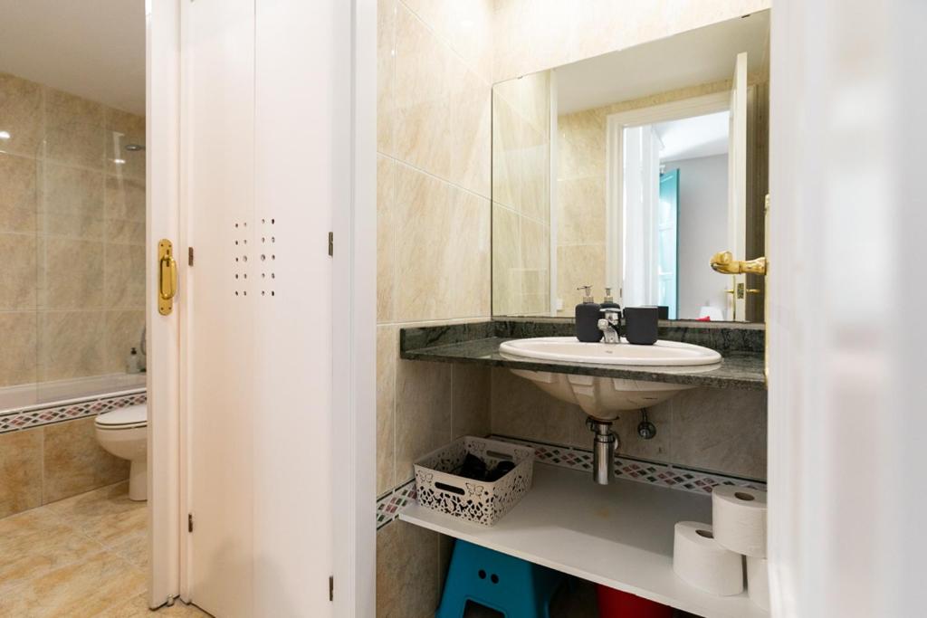 Be Barcelona Eixample Urquinaona II - Apartment