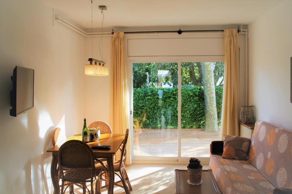 Apartaments Margarita Sabina Pinell - Appartamento