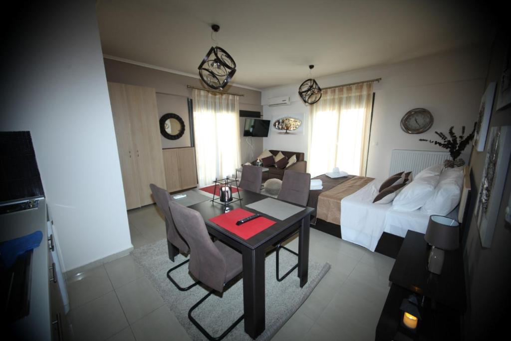 Kosmos Service Apartment City Center 1
